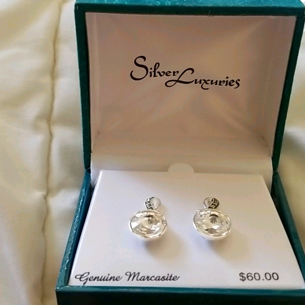 Rhinestone earrings
